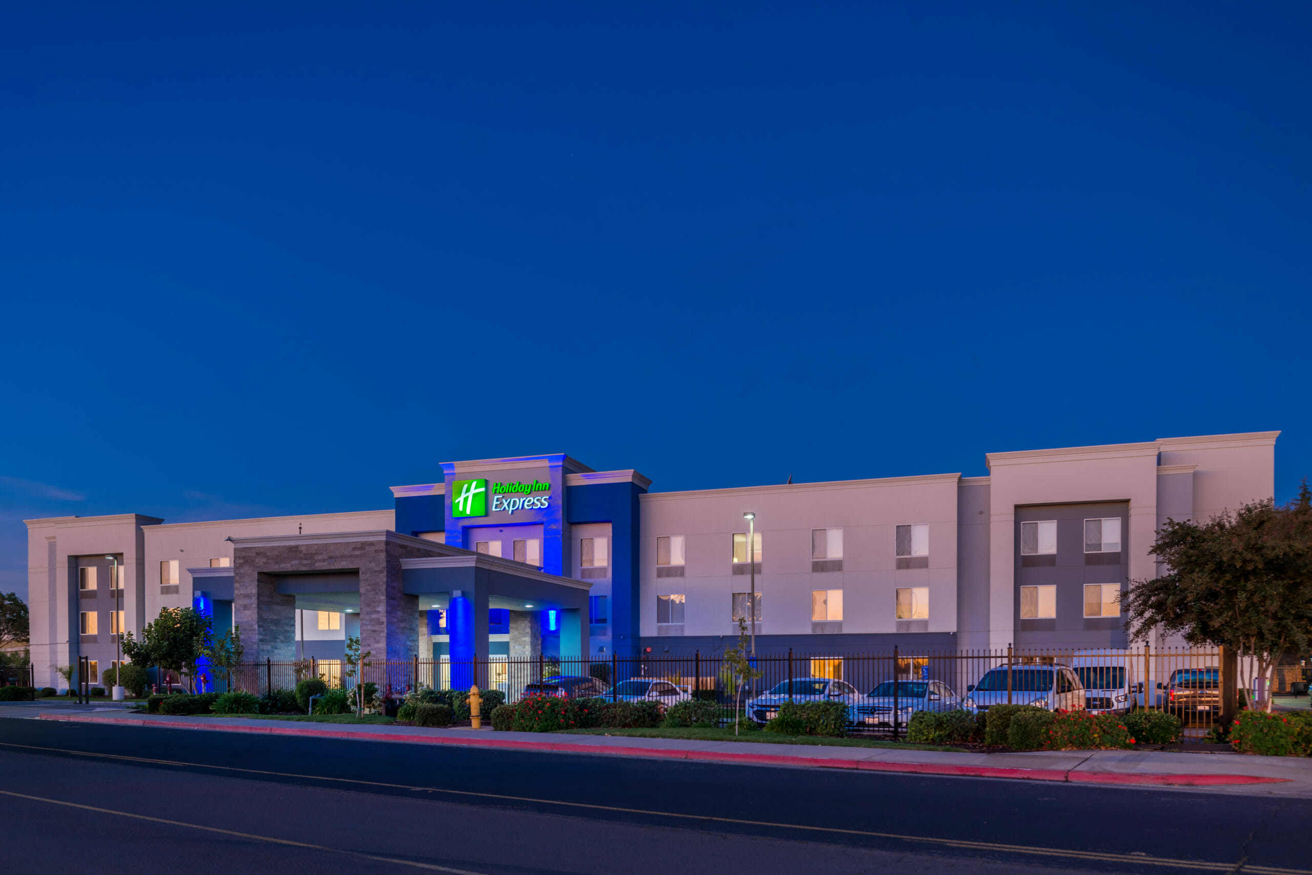 completed exterior of holiday-inn express